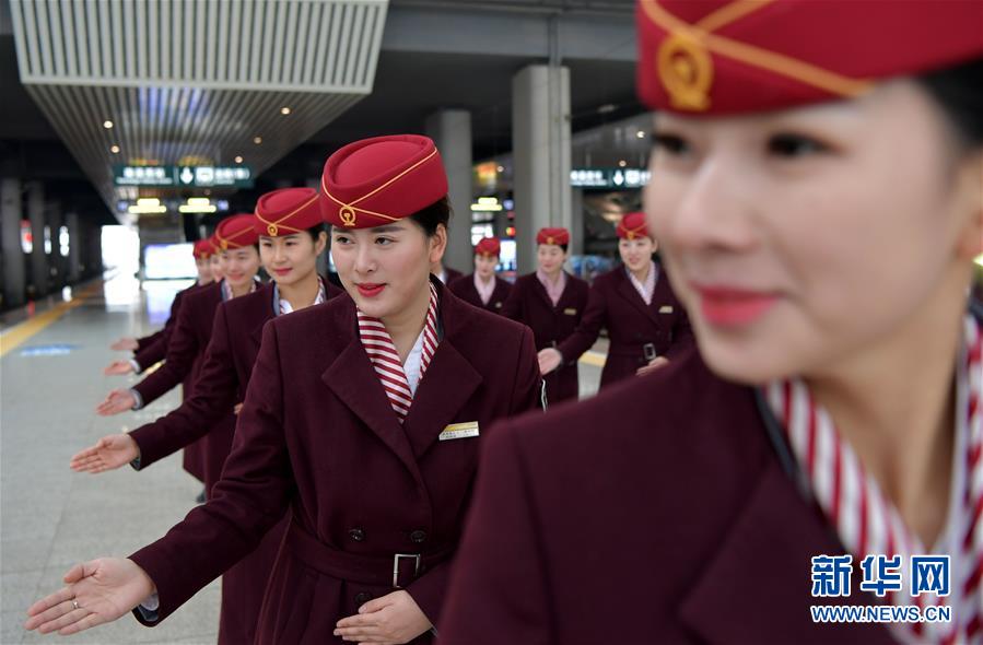 （社會）（3）江西南昌：備戰(zhàn)春運(yùn)